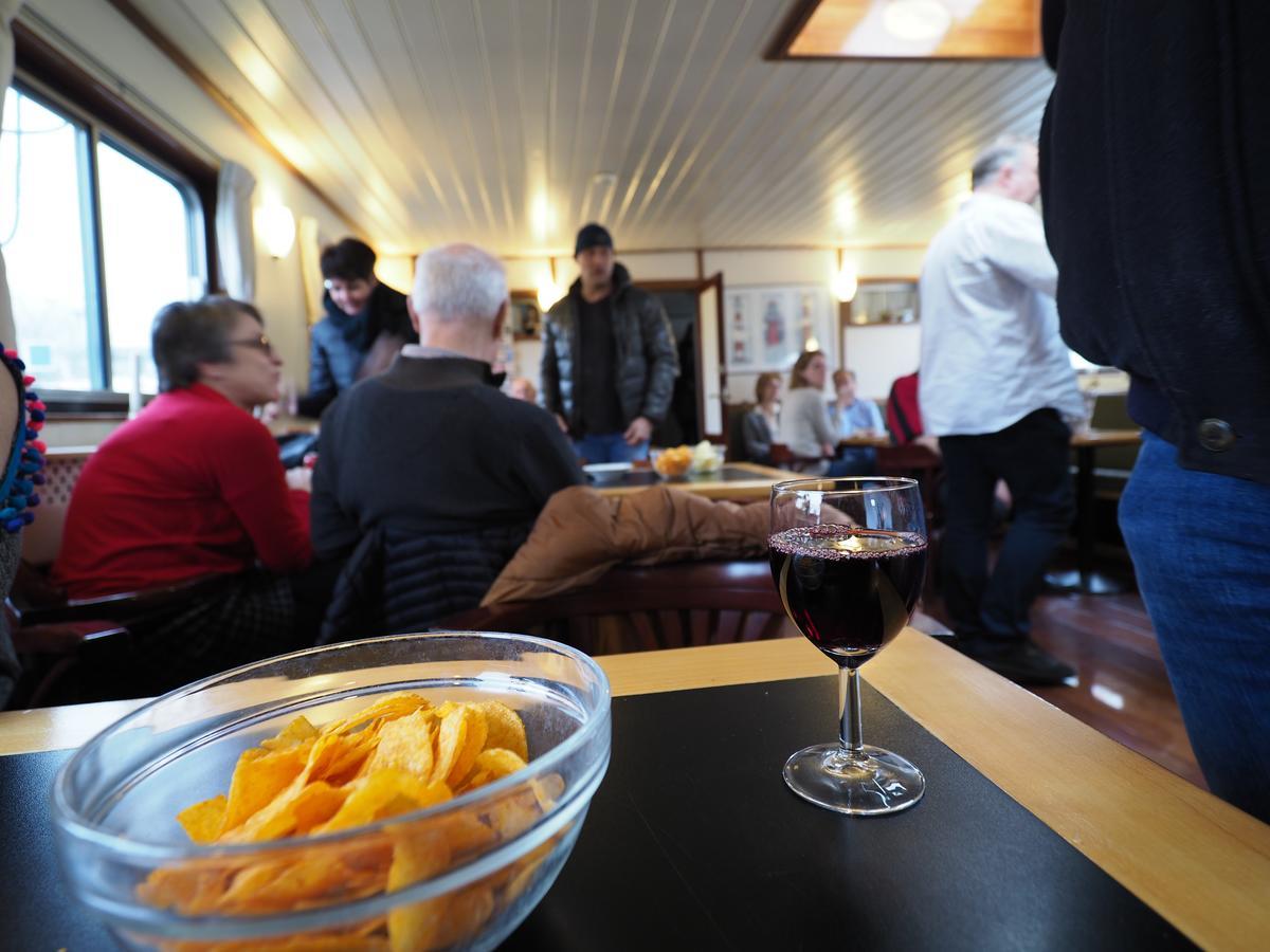 Hotelboot Sarah Amsterdam Extérieur photo